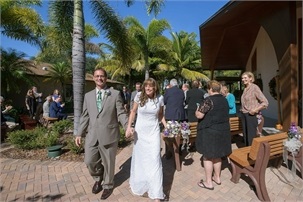 ceremony40-sml.jpg